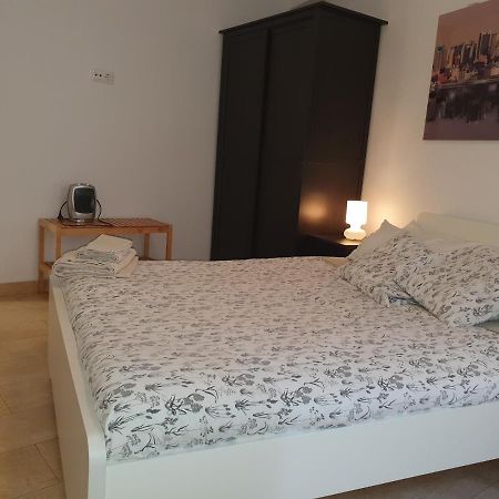 Apartamentos Naranja Y Limon Walencja Zewnętrze zdjęcie